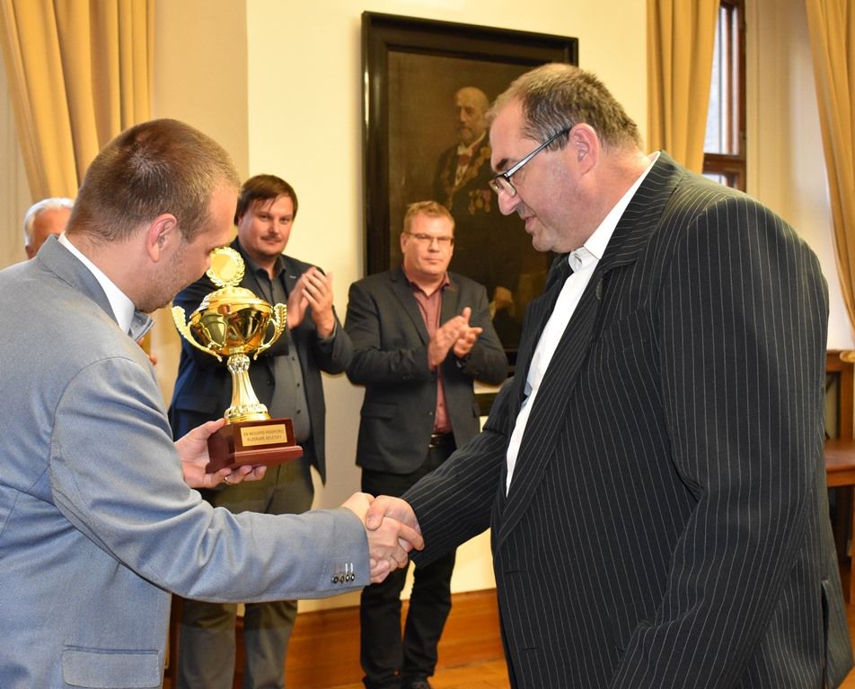 Plzeňští atleti prezentovali své skvělé úspěchy na radnici (foto: A. Jarošová, 14.10.2019)