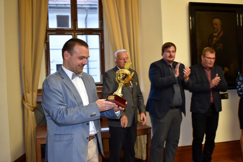 Plzeňští atleti prezentovali své skvělé úspěchy na radnici (foto: A. Jarošová, 14.10.2019)