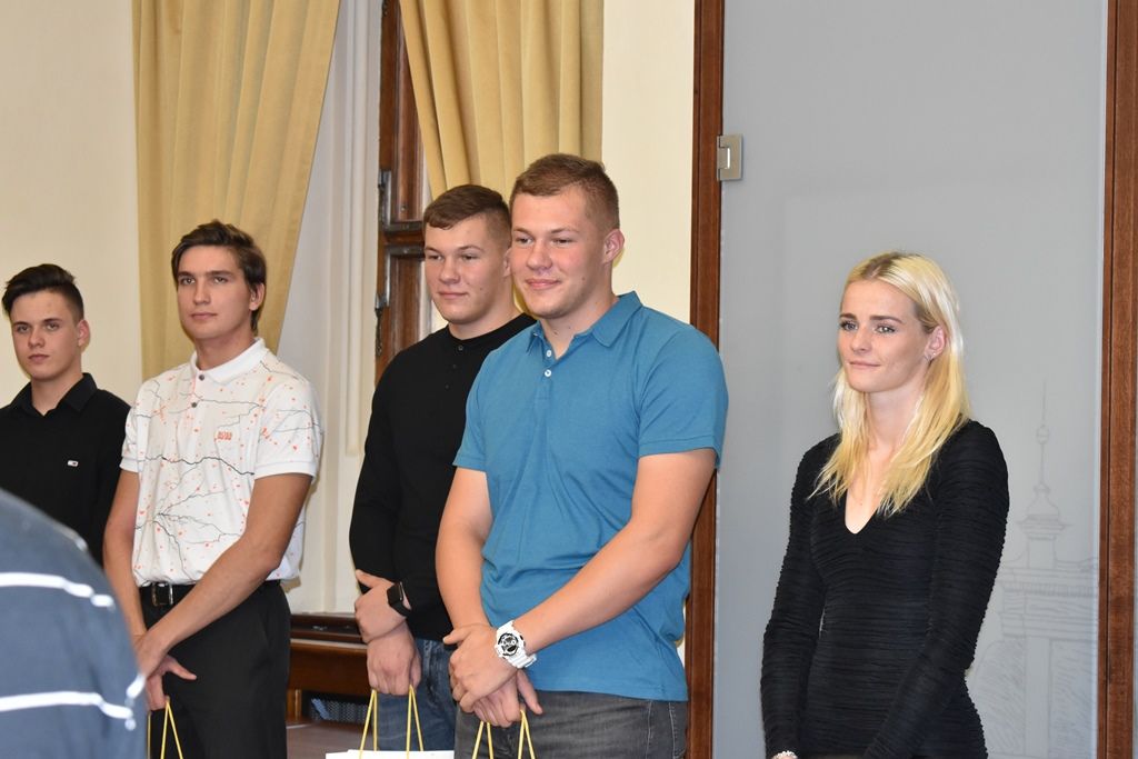 Plzeňští atleti prezentovali své skvělé úspěchy na radnici (foto: A. Jarošová, 14.10.2019)