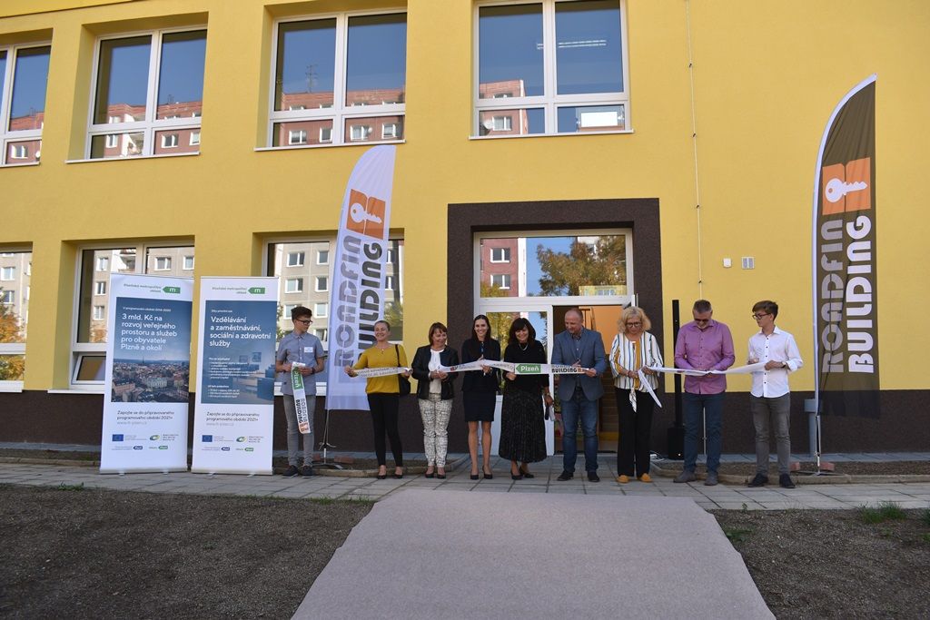 7. základní a mateřská škola má novou nástavbu (foto: A. Jarošová, 14.10.2019)
