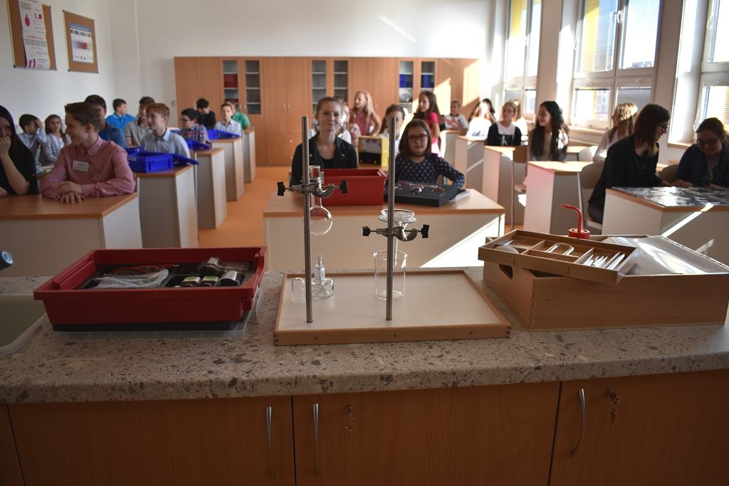 7. základní a mateřská škola má novou nástavbu (foto: A. Jarošová, 14.10.2019)