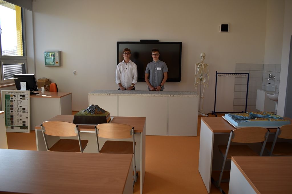 7. základní a mateřská škola má novou nástavbu (foto: A. Jarošová, 14.10.2019)