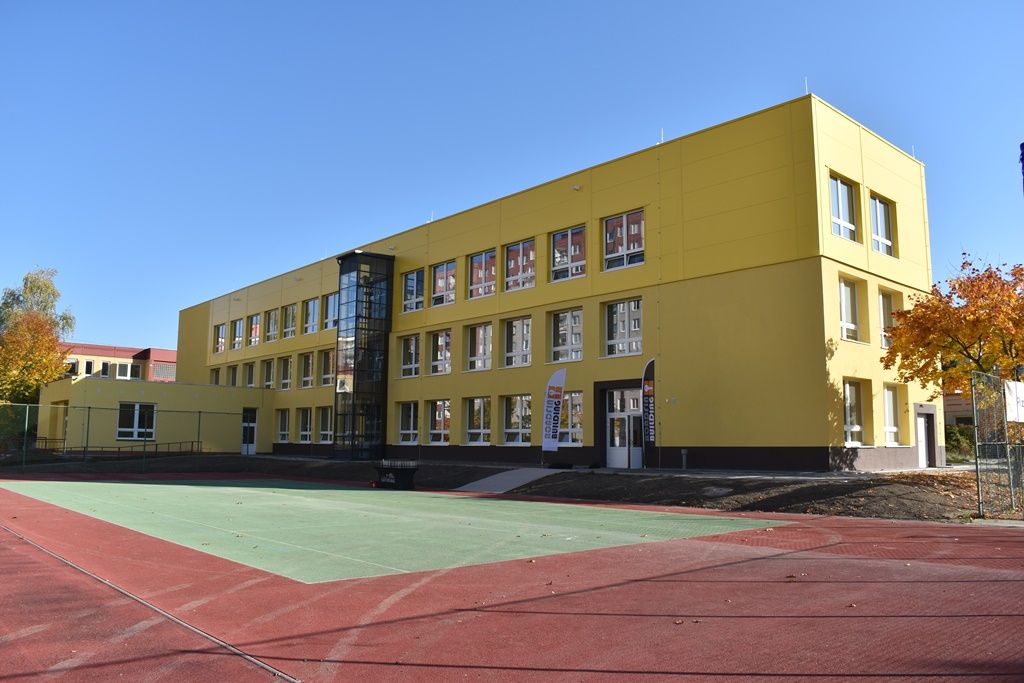 7. základní a mateřská škola má novou nástavbu