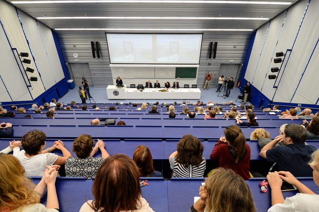Zahájení druhé etapy výstavby Univerzitního medicínského centra UniMec (foto: M. Pecuch, 22.10.2019)