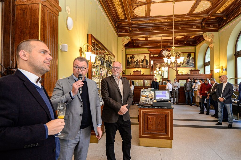 Kavárna v Měšťanské besedě je po rekonstrukci opět otevřená (foto: M. Pecuch, 29.10.2019)