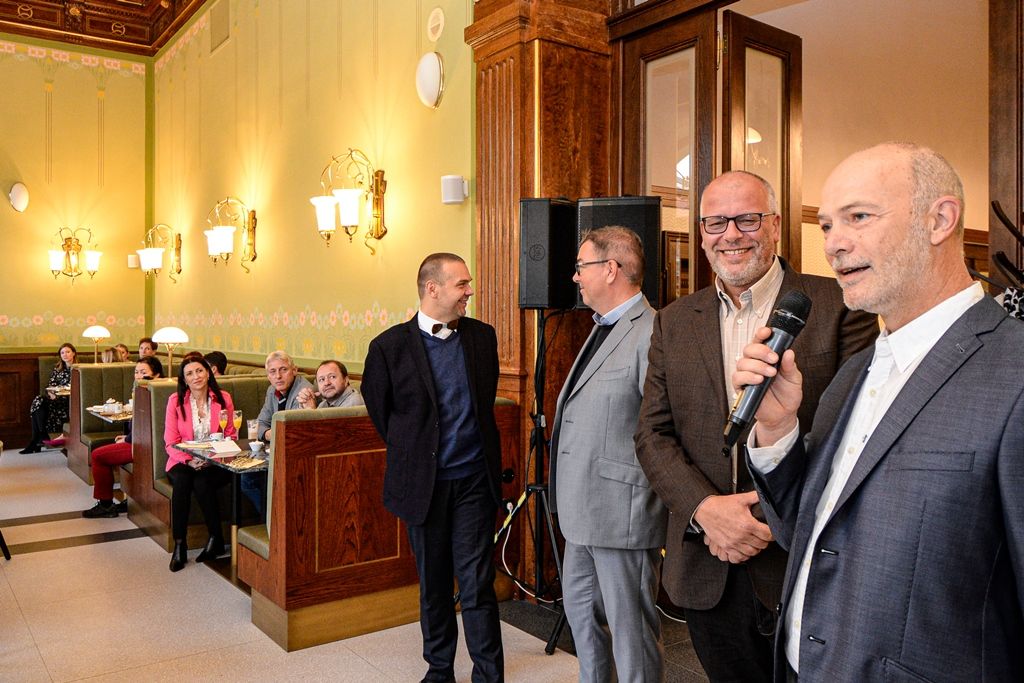 Kavárna v Měšťanské besedě je po rekonstrukci opět otevřená (foto: M. Pecuch, 29.10.2019)