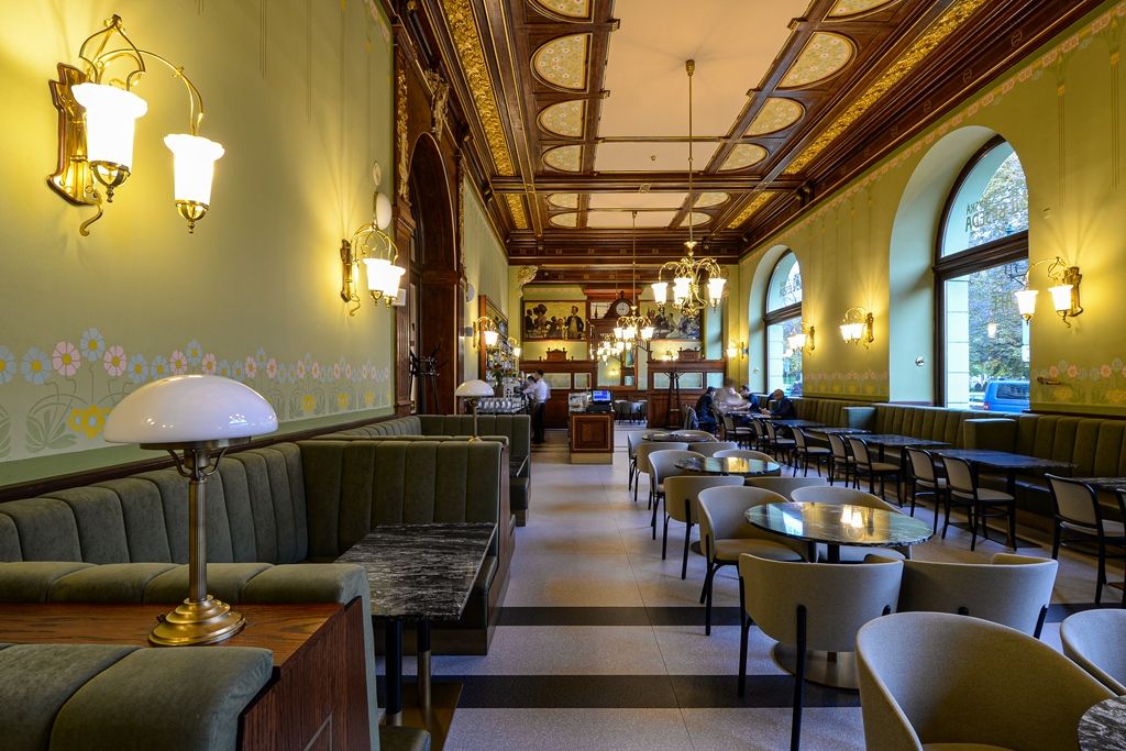 Café Beseda otevřeno!