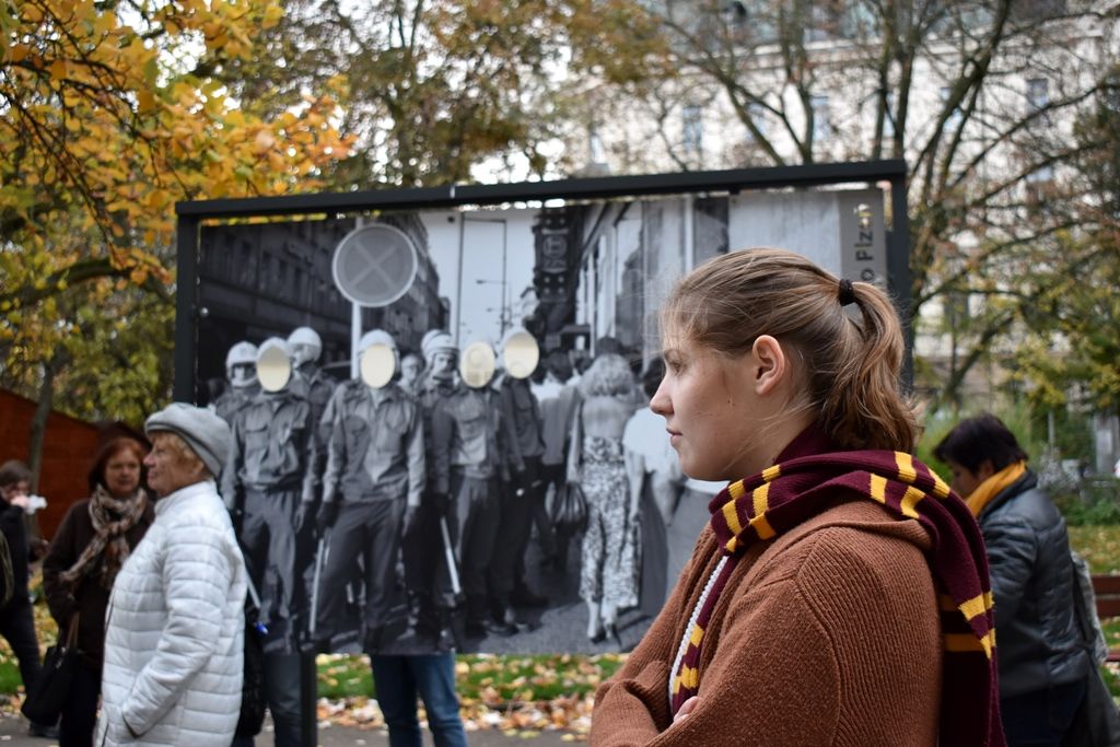 Výstava Jízda po sametu/ zvítězit nad lží a nenávistí (foto: A. Jarošová, 5.11.2019)