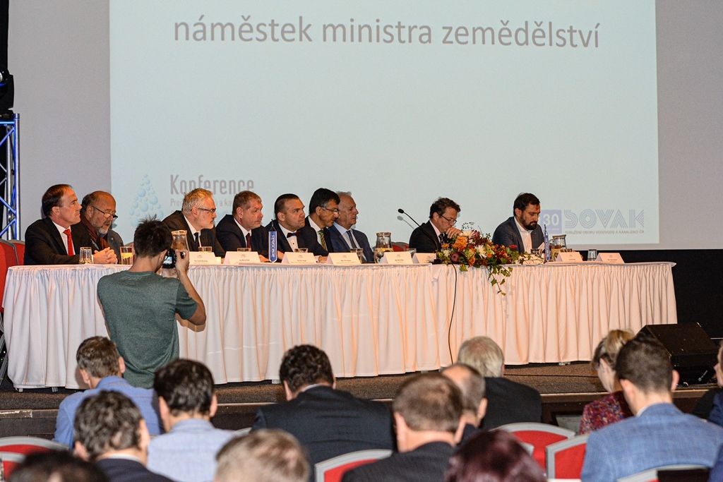Konference Provoz vodovodů a kanalizací (foto: M. Pecuch, 5.11.2019)