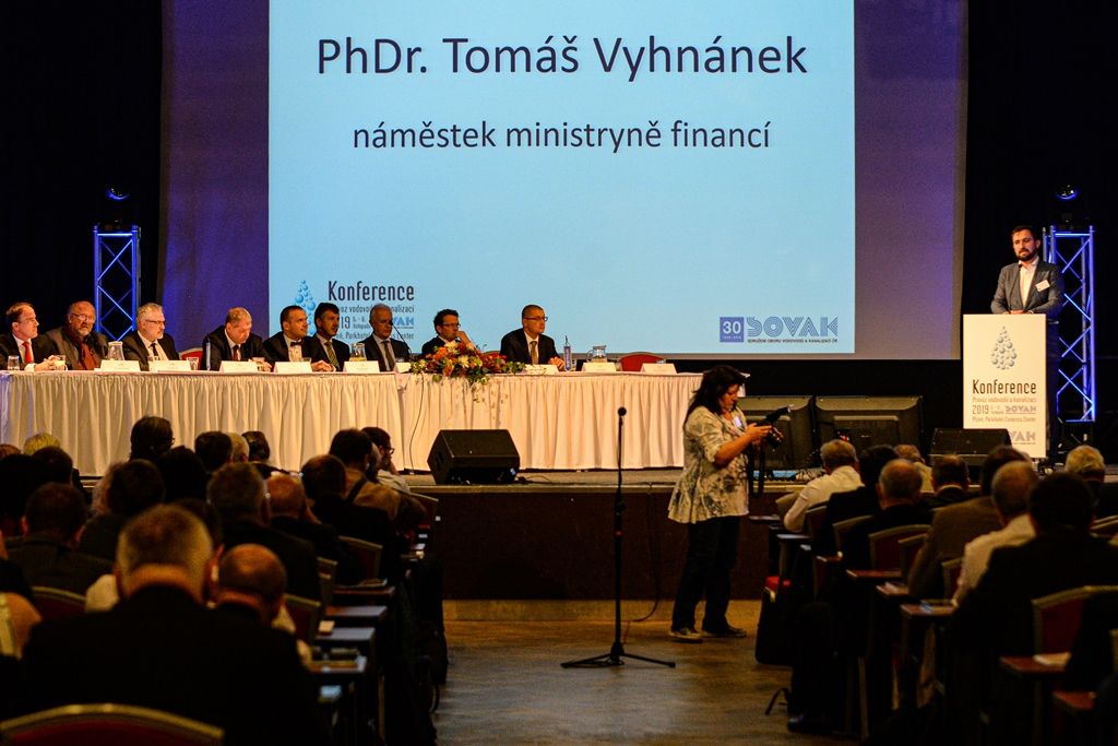 Konference Provoz vodovodů a kanalizací (foto: M. Pecuch, 5.11.2019)