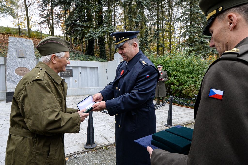 Plzeň vzpomínala na válečné veterány (foto: M. Pecuch, 11.11.2019)