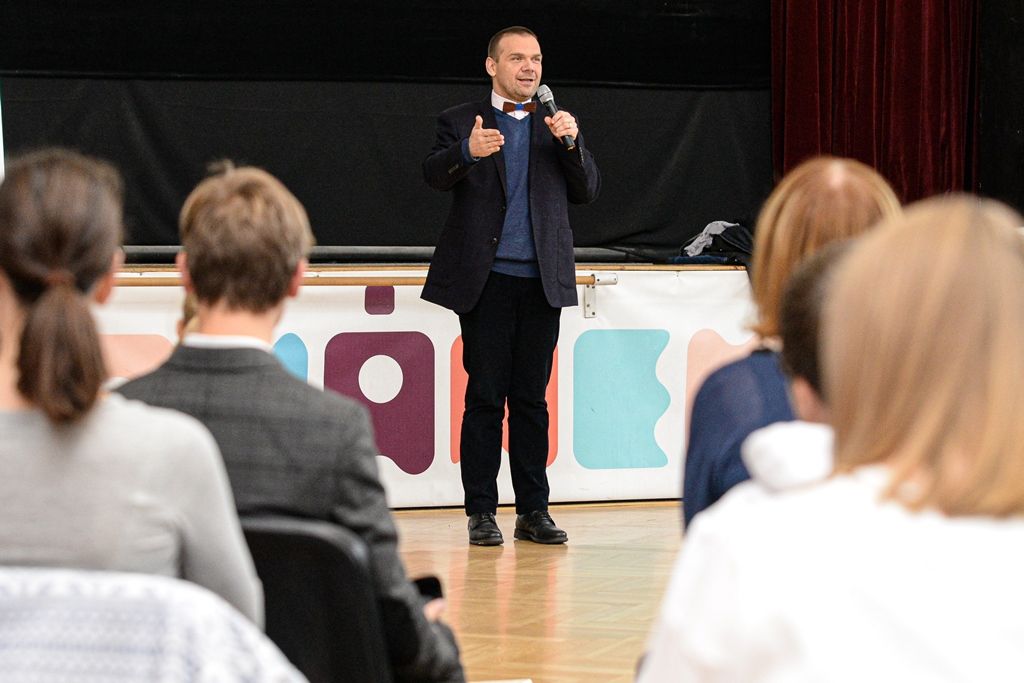 V Plzni společně zasedly městský a krajský parlament dětí a mládeže (foto: M. Pecuch, 12.11.2019)