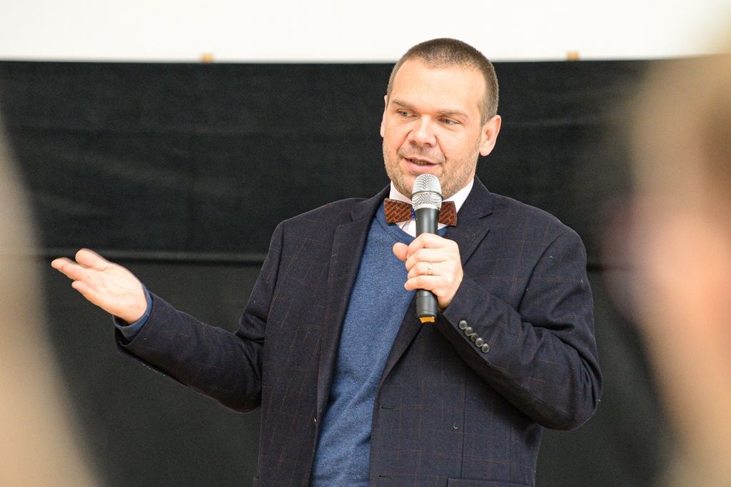 V Plzni společně zasedly městský a krajský parlament dětí a mládeže (foto: M. Pecuch, 12.11.2019)