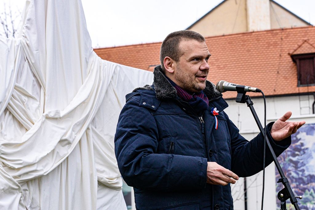 Cesta svobody - V sametu (foto: M. Pecuch, 17.11.2019)