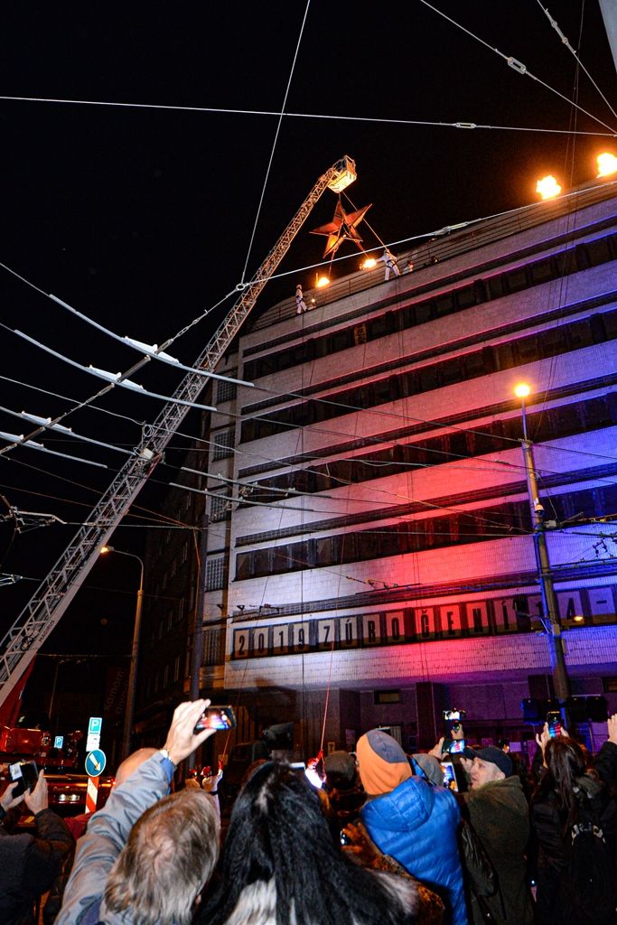 Cesta svobody - Hvězda padá, KONEČNĚ! (foto: M. Pecuch, 17.11.2019)