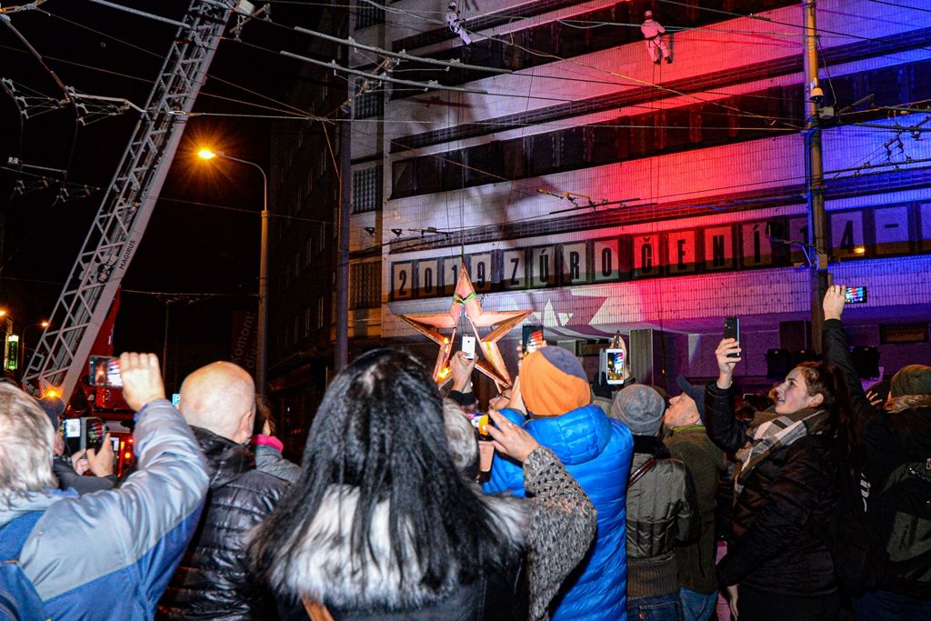 Cesta svobody - Hvězda padá, KONEČNĚ! (foto: M. Pecuch, 17.11.2019)