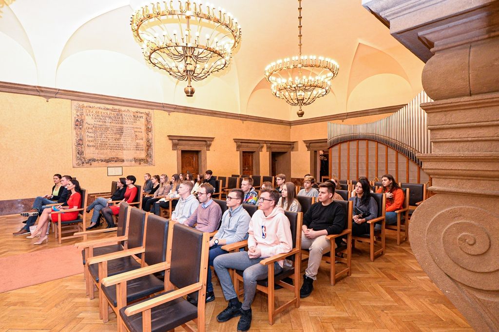 Přijetí Obchodní akademie Plzeň a Berufliches Schulzentrum z Regensburgu (foto: M. Pecuch, 26.11.2019)
