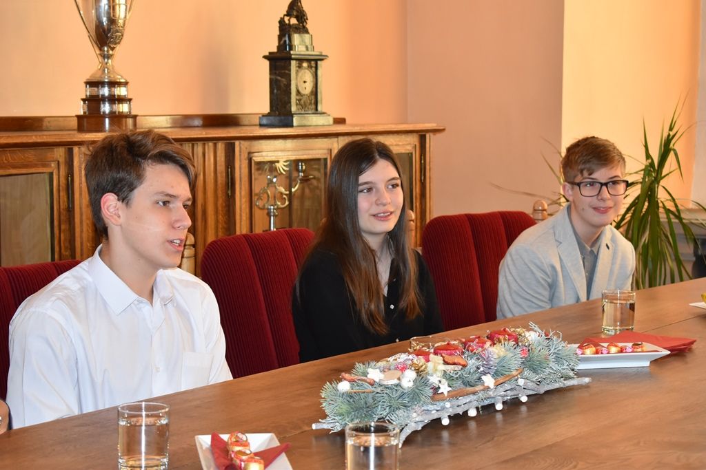 Přijetí žáků Benešovy základní školy (foto: E. Barborková, 10.12.2019)