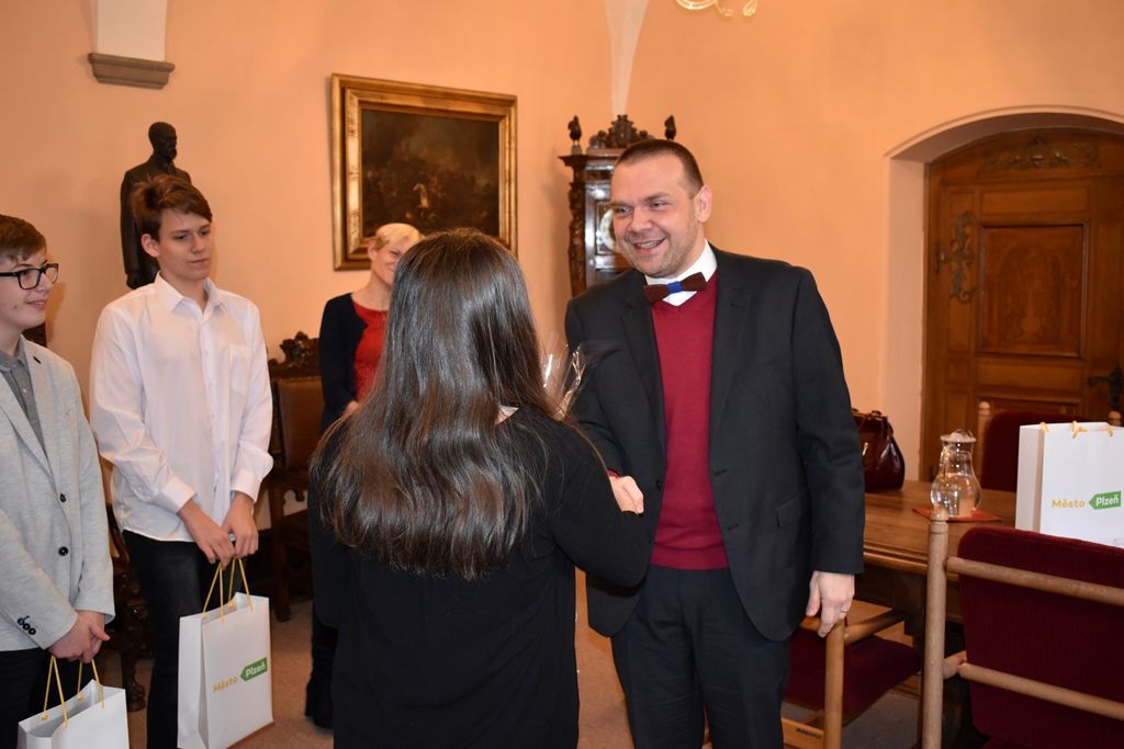 Přijetí žáků Benešovy základní školy (foto: E. Barborková, 10.12.2019)