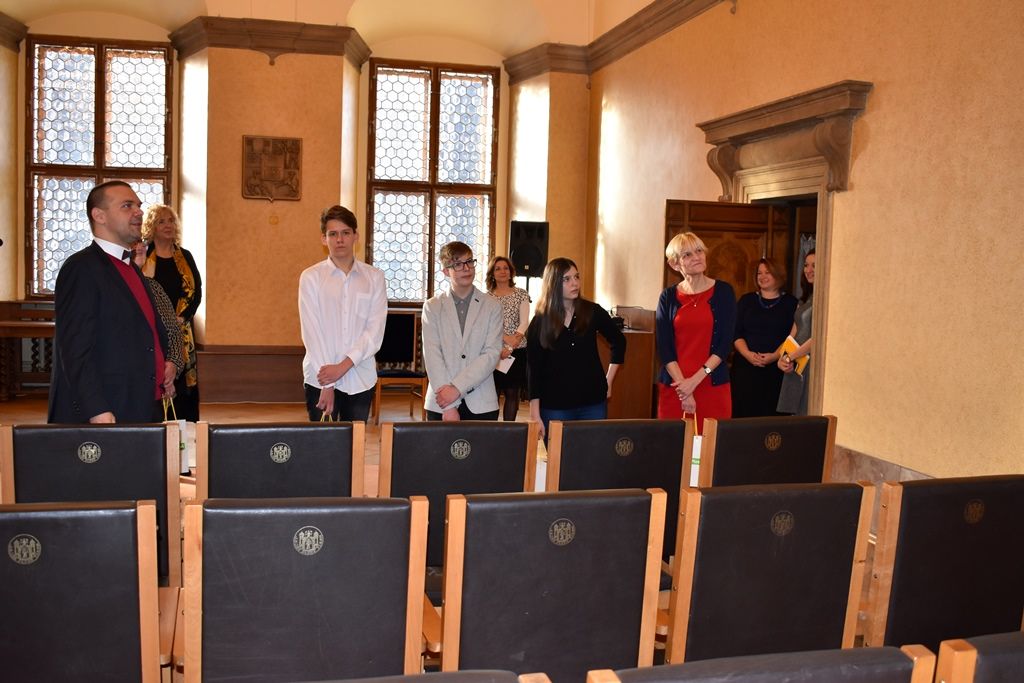 Přijetí žáků Benešovy základní školy (foto: E. Barborková, 10.12.2019)