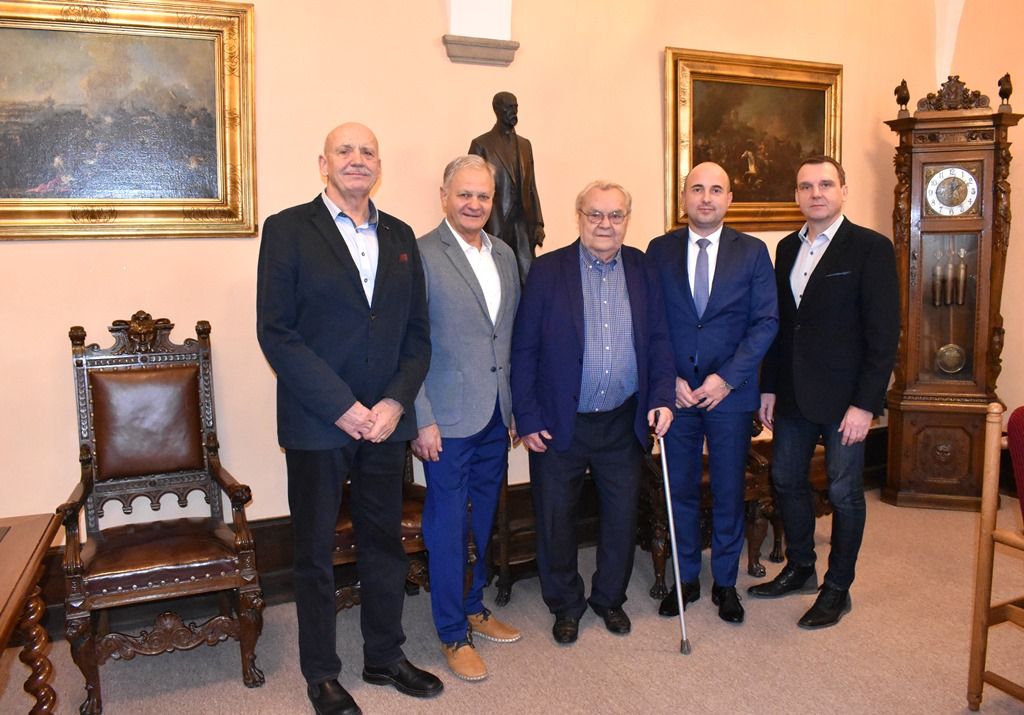 Přijetí házenkářské legendy K. Čermáka(fotografie: A. Jarošová, 10.12.2019)