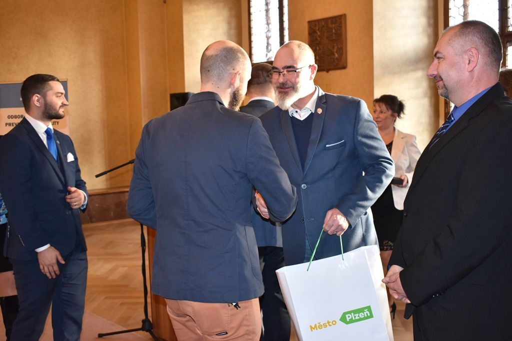 Oceňování za záchranu života a majetku (fotografie: A. Jarošová, 11.12.2019)