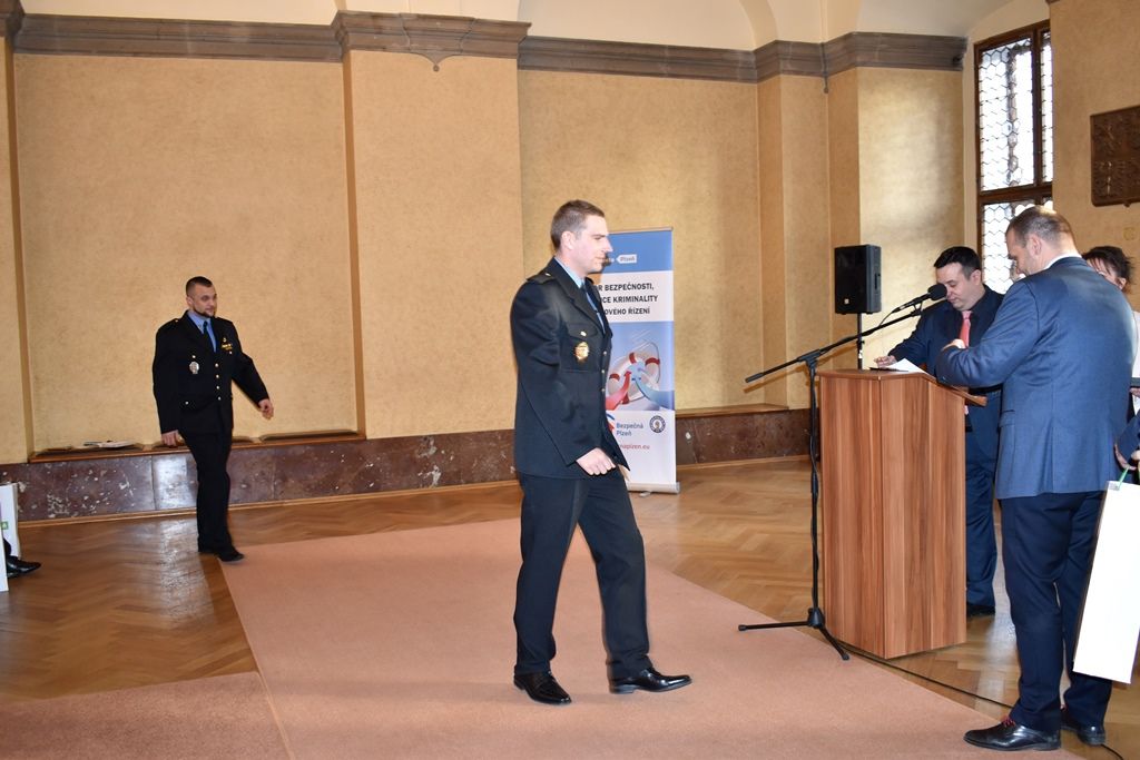 Oceňování za záchranu života a majetku (fotografie: A. Jarošová, 11.12.2019)