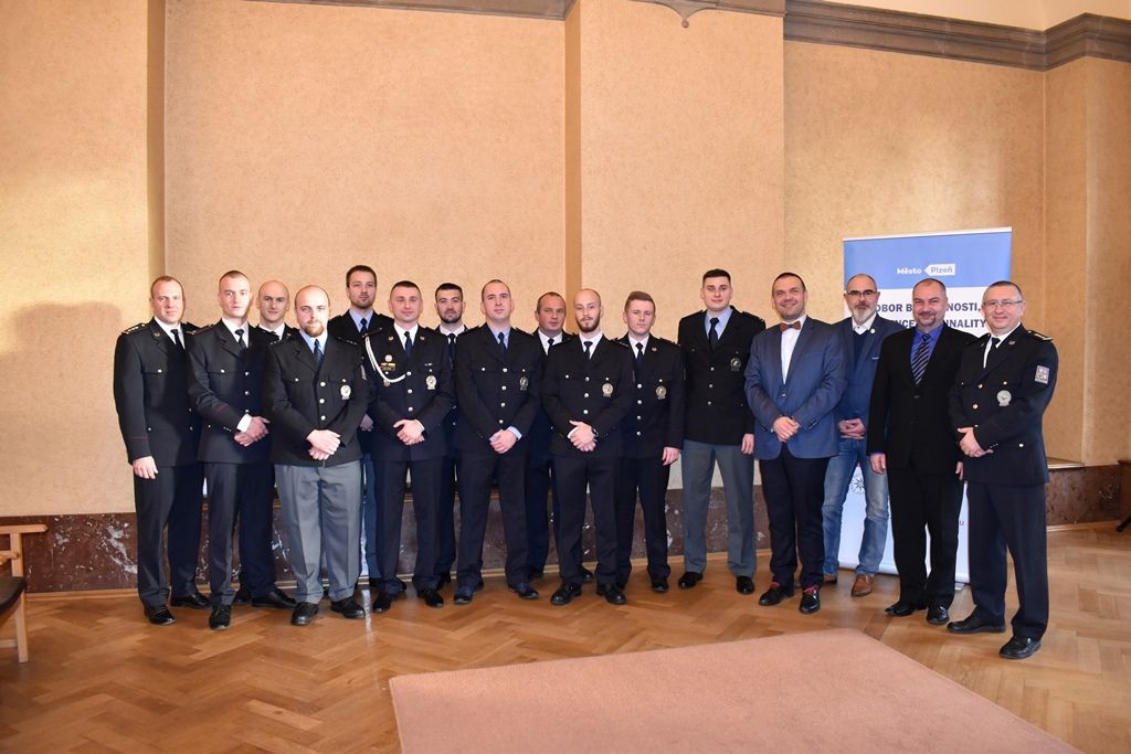 Oceňování za záchranu života a majetku (fotografie: A. Jarošová, 11.12.2019)