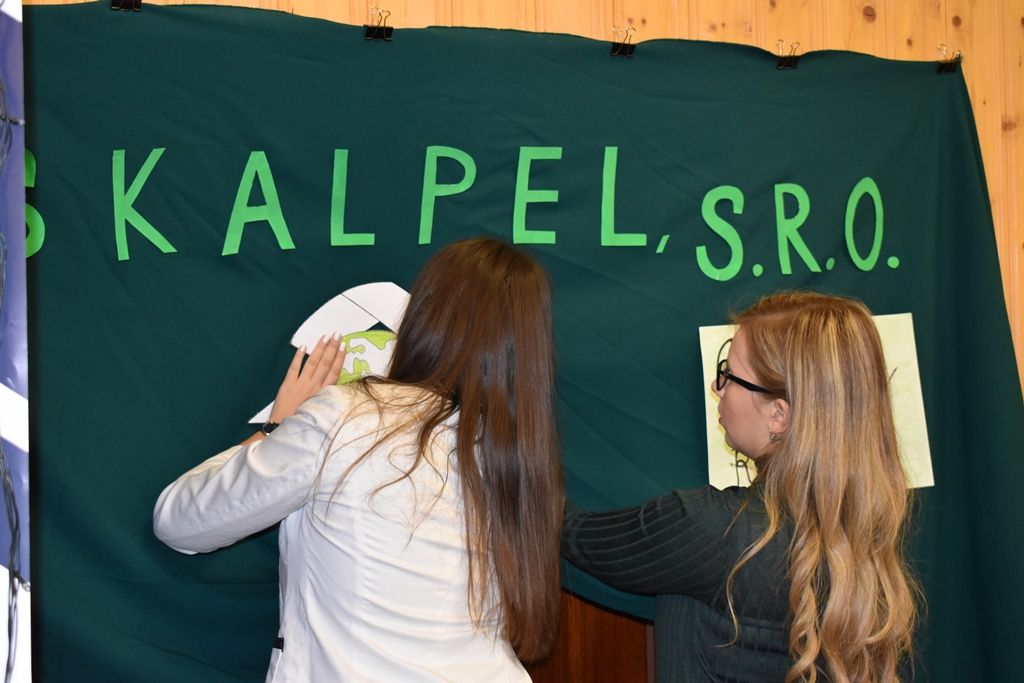 Fiktivní firmy 2019 (foto: E. Barborková, 11.12.2019)