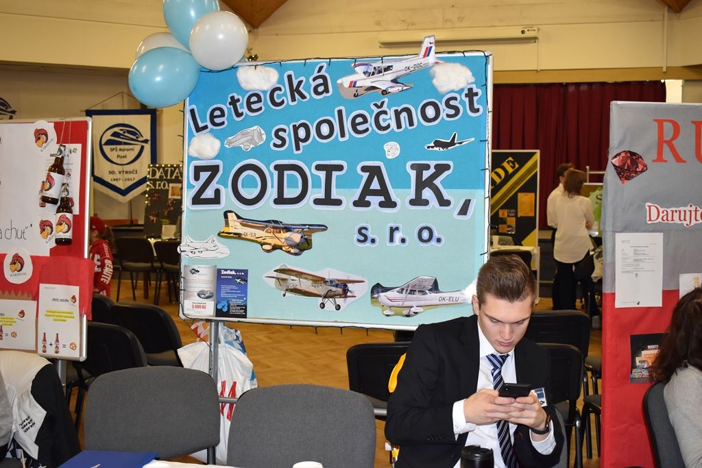 Fiktivní firmy 2019 (foto: E. Barborková, 11.12.2019)