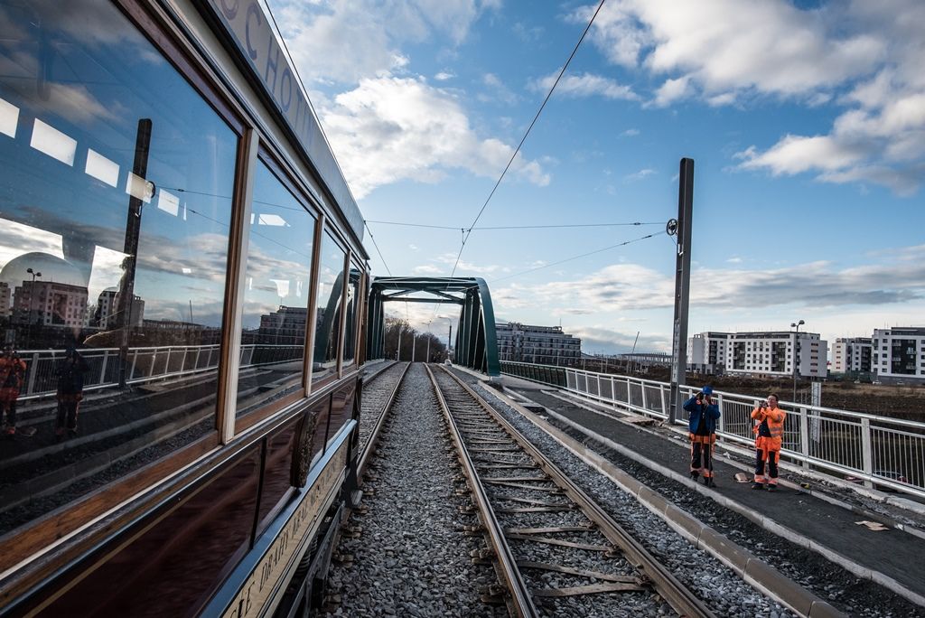 Otevření tramvajové tratě k Západočeské univerzitě (foto: M. Říský, 15.12.2019)