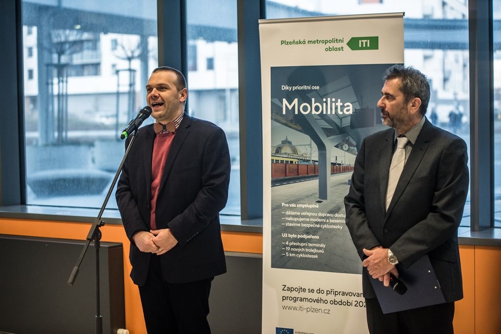 Otevření tramvajové tratě k Západočeské univerzitě (foto: M. Říský, 15.12.2019)