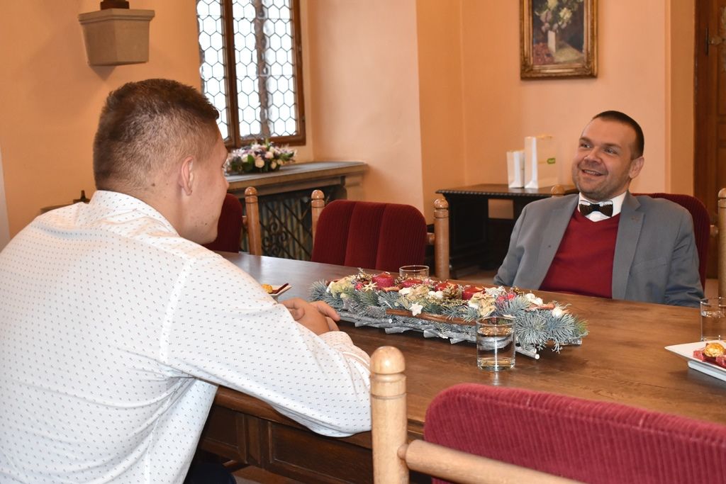 Juniorského Atleta roku 2019 Michala Forejta přijal na radnici plzeňský primátor (foto: A. Jarošová, 13.12.2019)