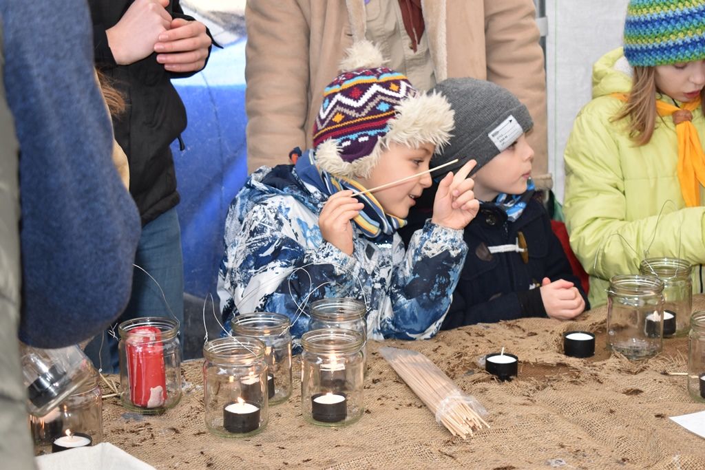 Vánoční punč (fotografie: A. Jarošová, 23.12.2019)