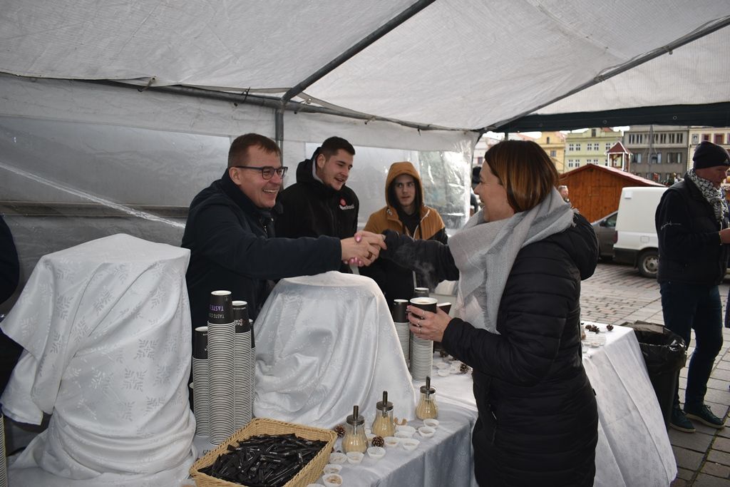 Vánoční punč (fotografie: A. Jarošová, 23.12.2019)