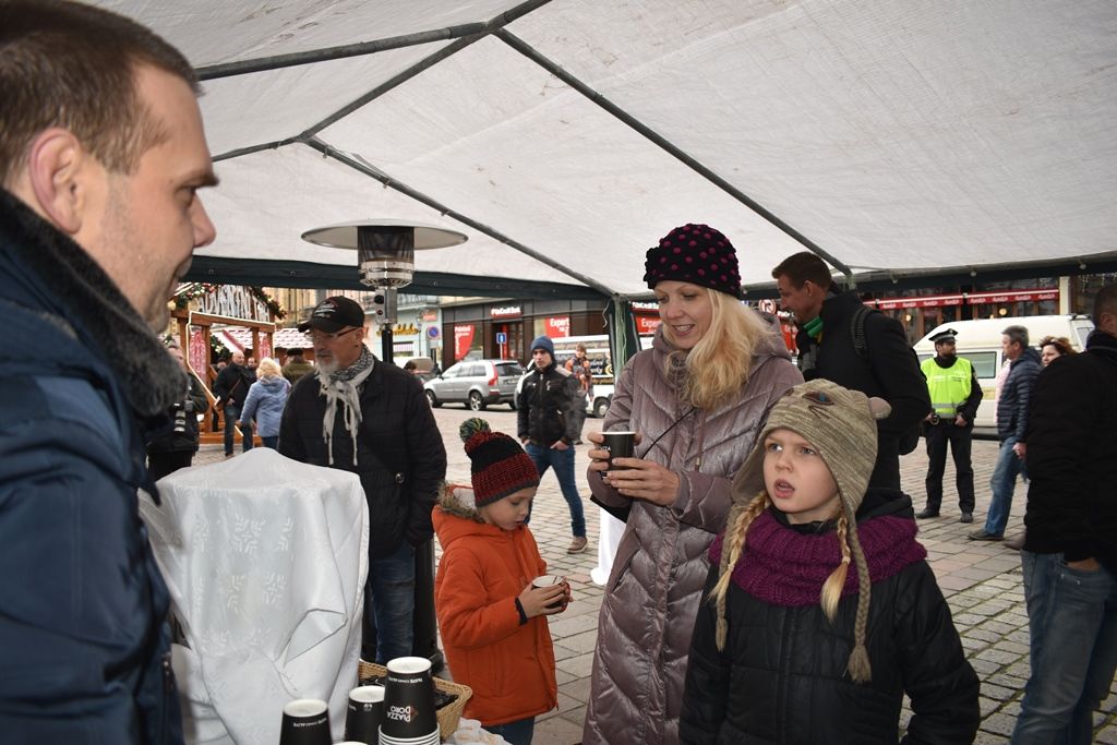 Vánoční punč (fotografie: A. Jarošová, 23.12.2019)