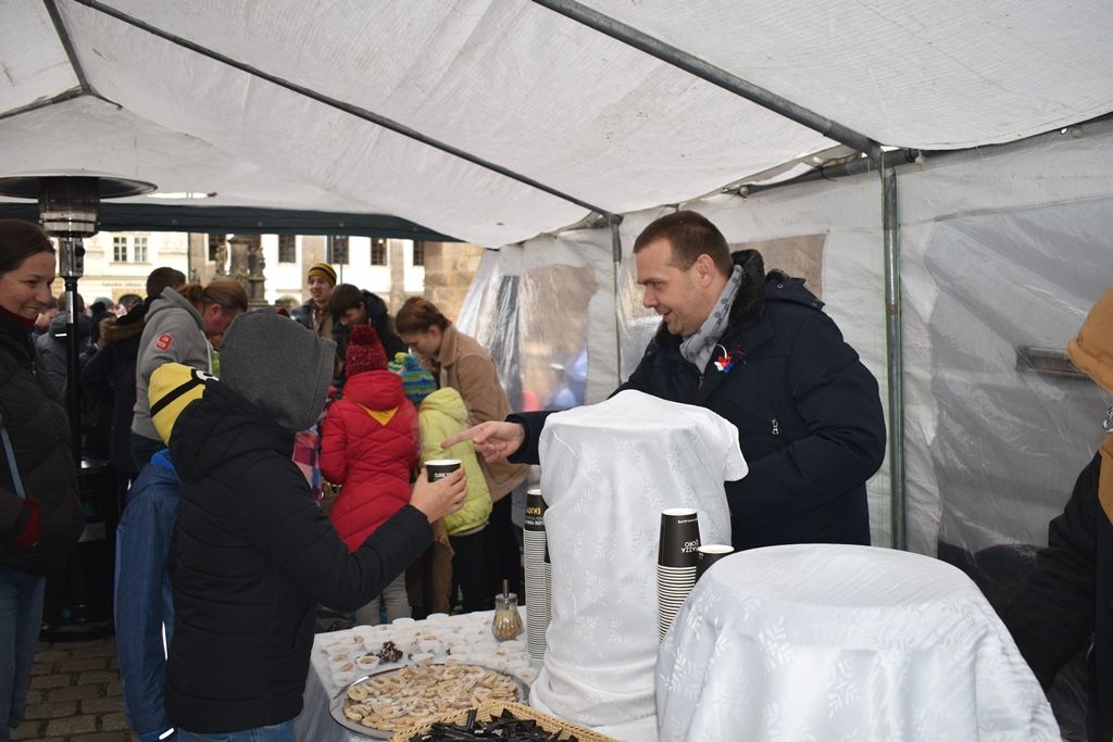 Vánoční punč (fotografie: A. Jarošová, 23.12.2019)