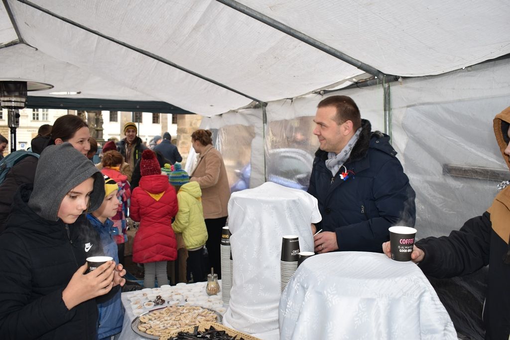 Vánoční punč (fotografie: A. Jarošová, 23.12.2019)