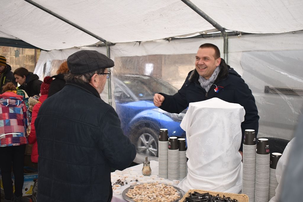 Vánoční punč (fotografie: A. Jarošová, 23.12.2019)