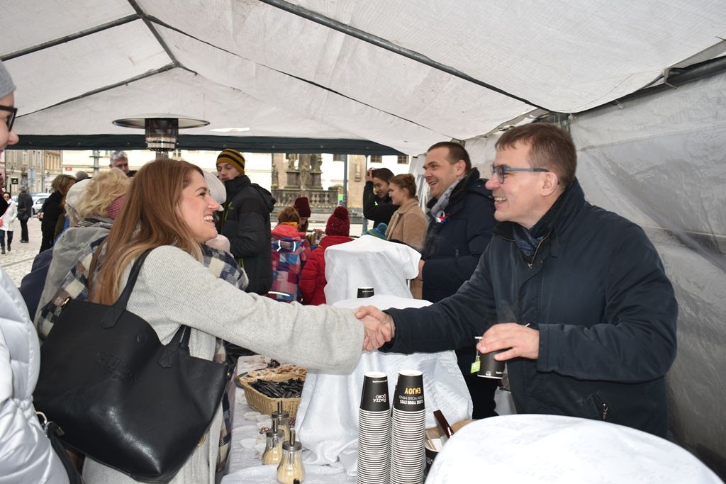 Vánoční punč (fotografie: A. Jarošová, 23.12.2019)