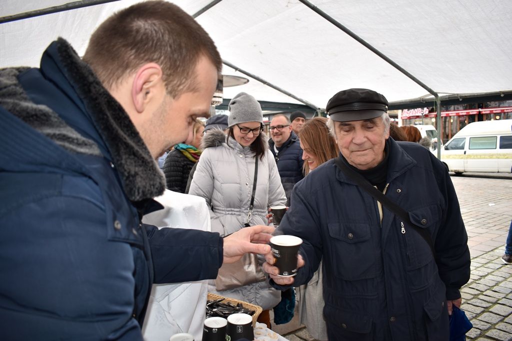 Vánoční punč (fotografie: A. Jarošová, 23.12.2019)