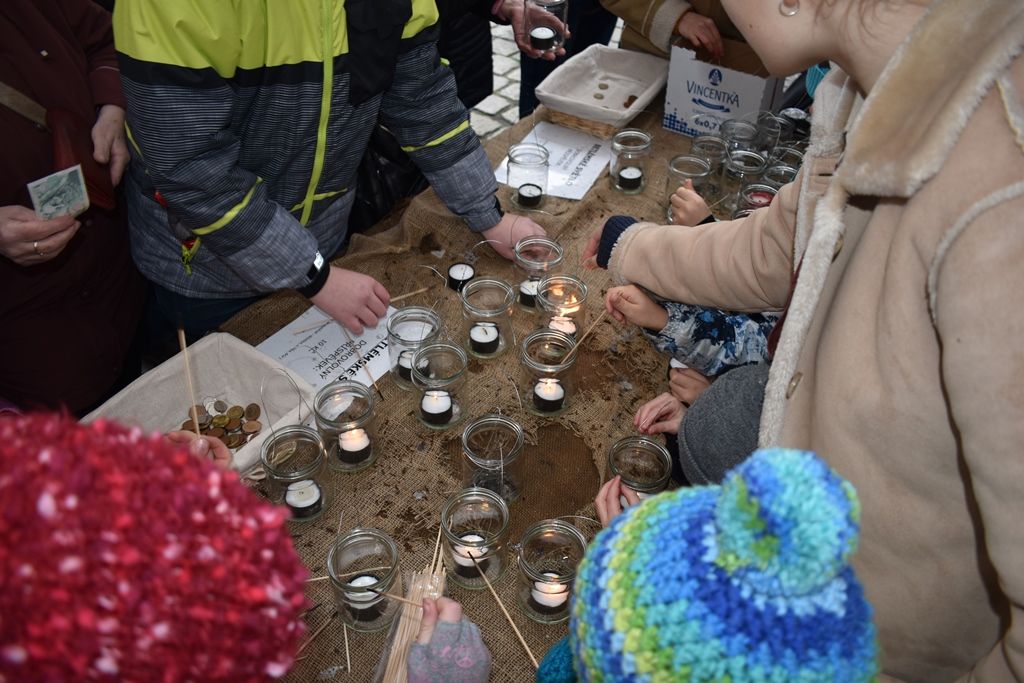 Vánoční punč (fotografie: A. Jarošová, 23.12.2019)