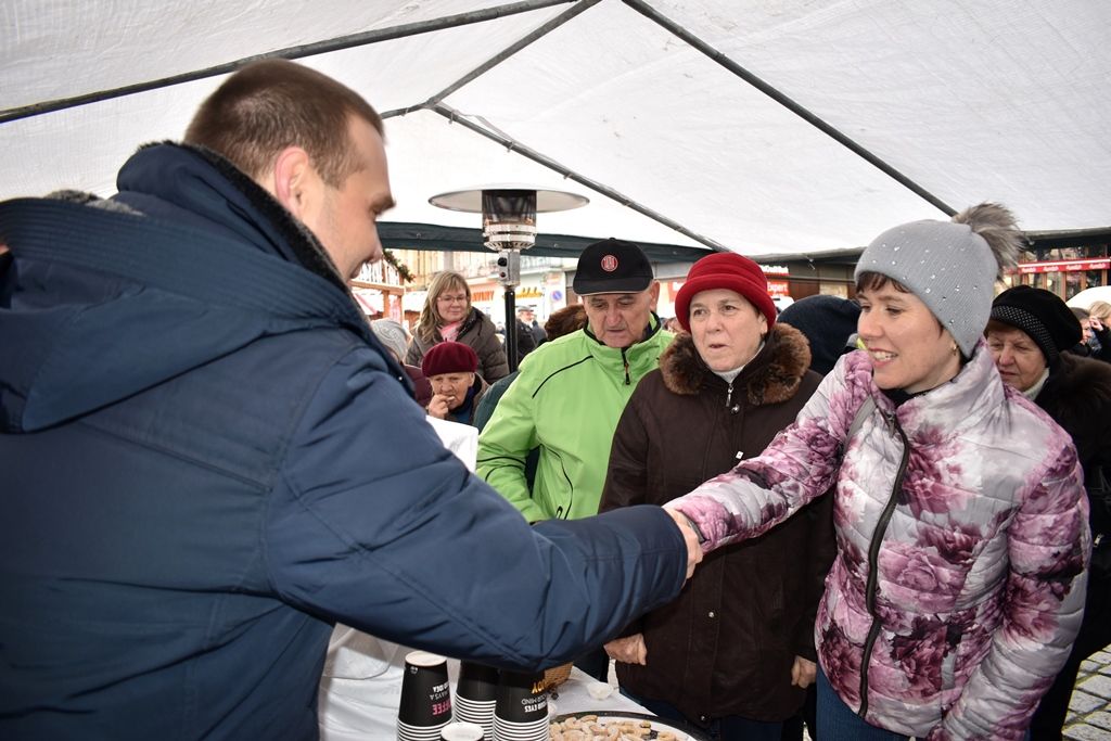 Vánoční punč (fotografie: A. Jarošová, 23.12.2019)