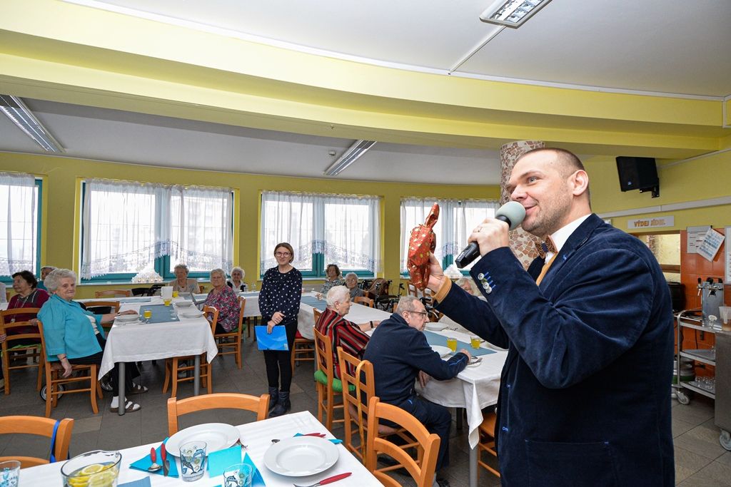 Primátor Martin Baxa navštívil sociální zařízení v Plzni (foto: M. Fialová / M. Pecuch, 3.1.2020)