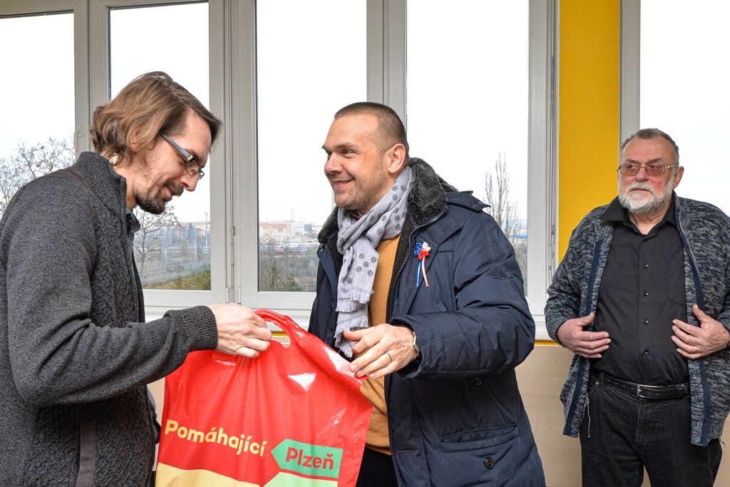 Primátor Martin Baxa navštívil sociální zařízení v Plzni (foto: M. Fialová / M. Pecuch, 3.1.2020)