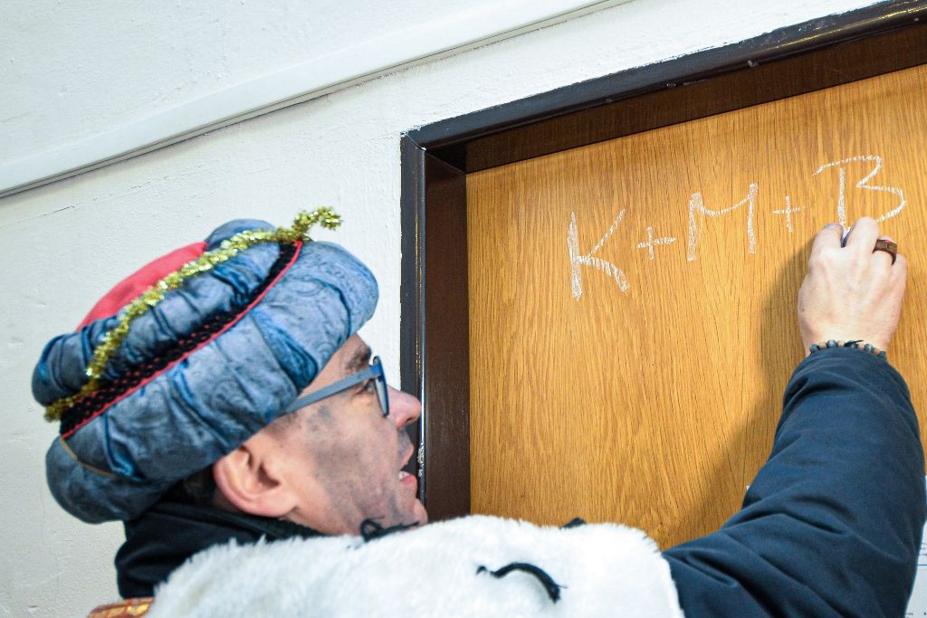 Tříkrálová sbírka slavnostně začala na plzeňské radnici (foto: M. Pecuch, 6. a 7.1.2020)