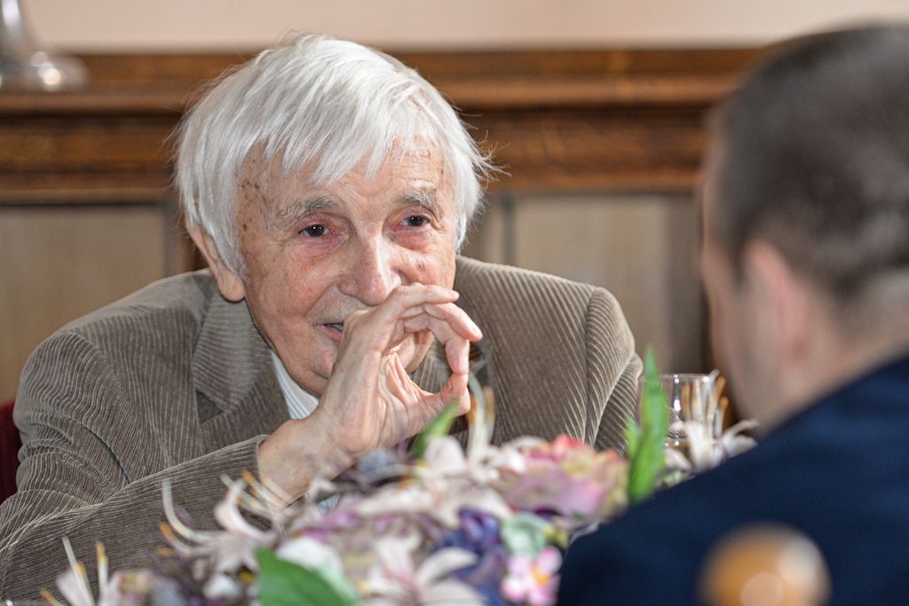 Primátor poblahopřál Zdeňku Bláhovi k životnímu jubileu (foto: M. Pecuch, 14.1.2020)