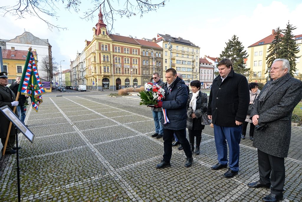 Plzeňští radní spolu s občany uctili památku Josefa Hlavatého (foto: M. Pecuch, 20.1.2020)