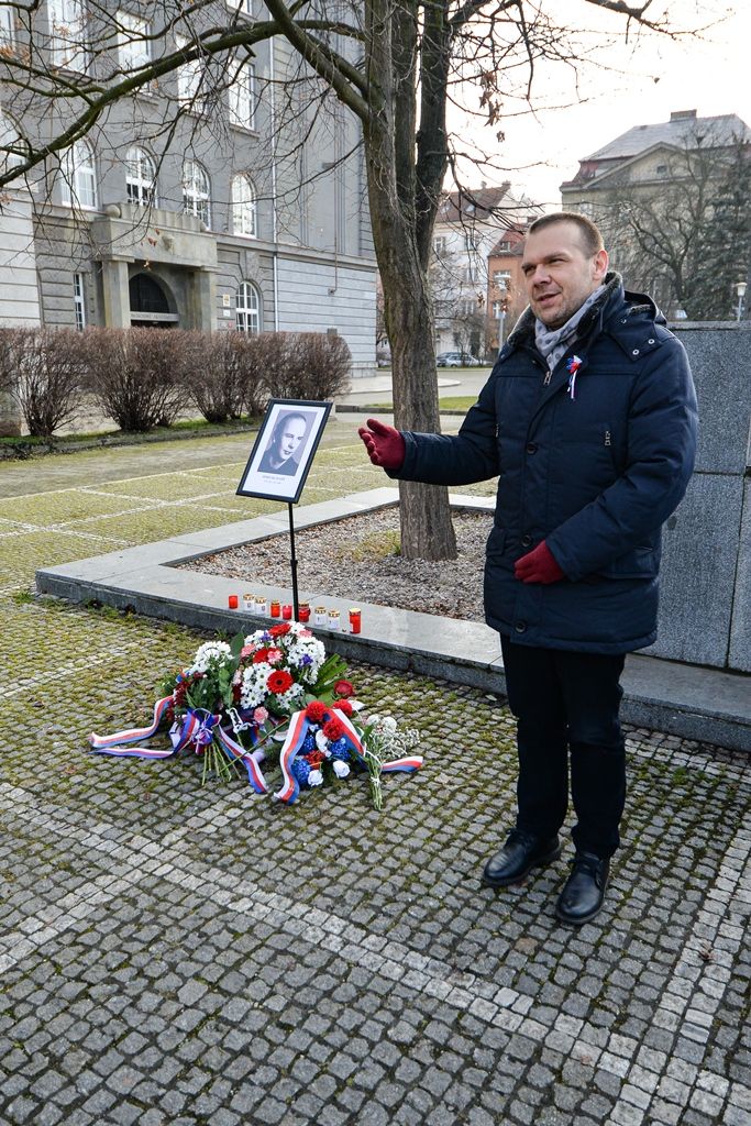 Plzeňští radní spolu s občany uctili památku Josefa Hlavatého (foto: M. Pecuch, 20.1.2020)