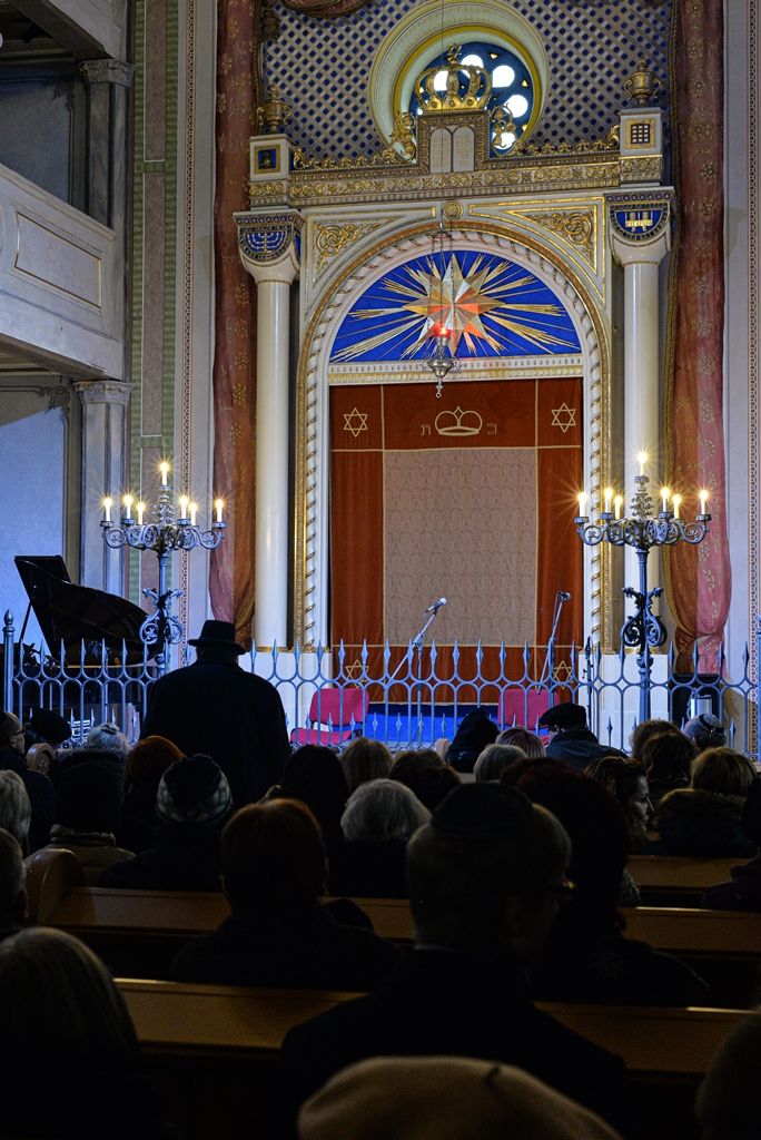 Občané v Plzni uctili památku deportovaných Židů před 78 lety (foto: M. Pecuch, 26.1.2020)